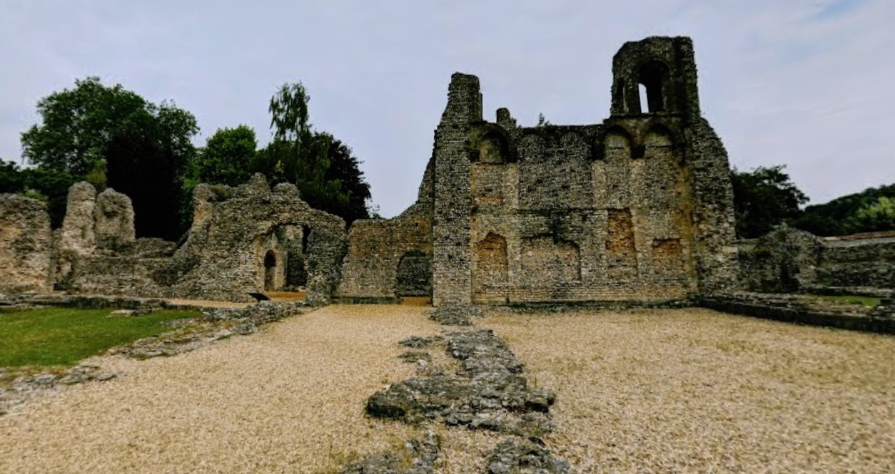 Habitat at Wolvesey Castle